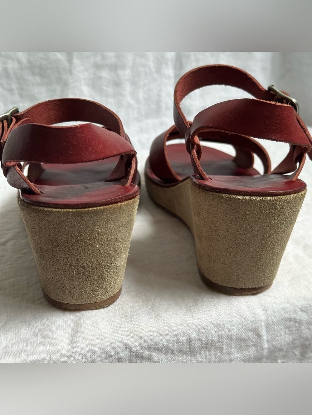 A.P.C. Paris Judith Burgundy Tanned Leather Wedge Sandals Sz 39 - Picture 7 of 10